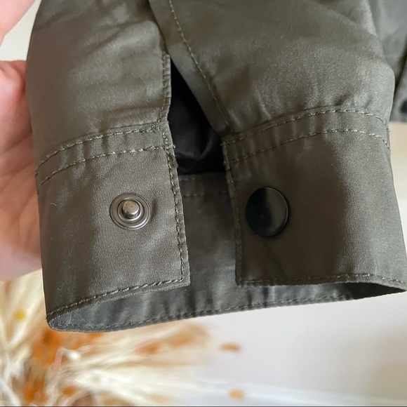 ASOS Army Green Lightweight Bomber Jacket - Picture 4 of 9